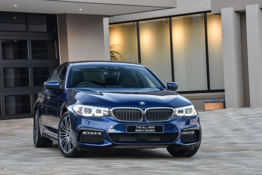  BMW 530d Sedan M Sport 2017 года  (ZA) (фото 7 из 40)